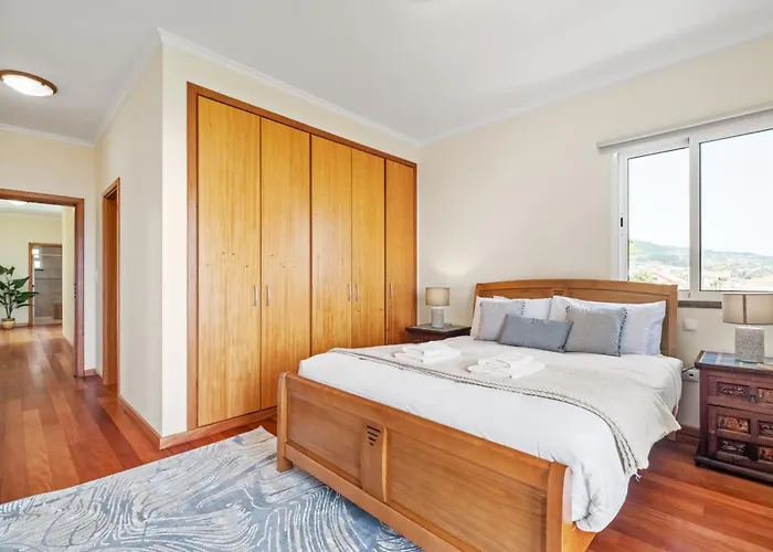 Dom wakacyjny Casa D Agostinha By Homie Canhas